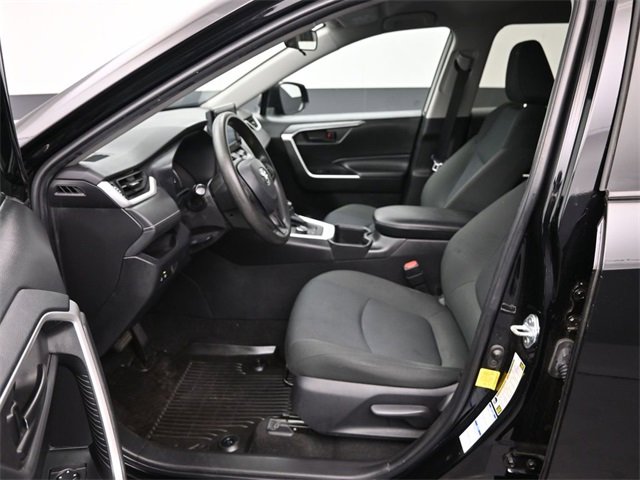 Used 2022 Toyota RAV4 LE image 21