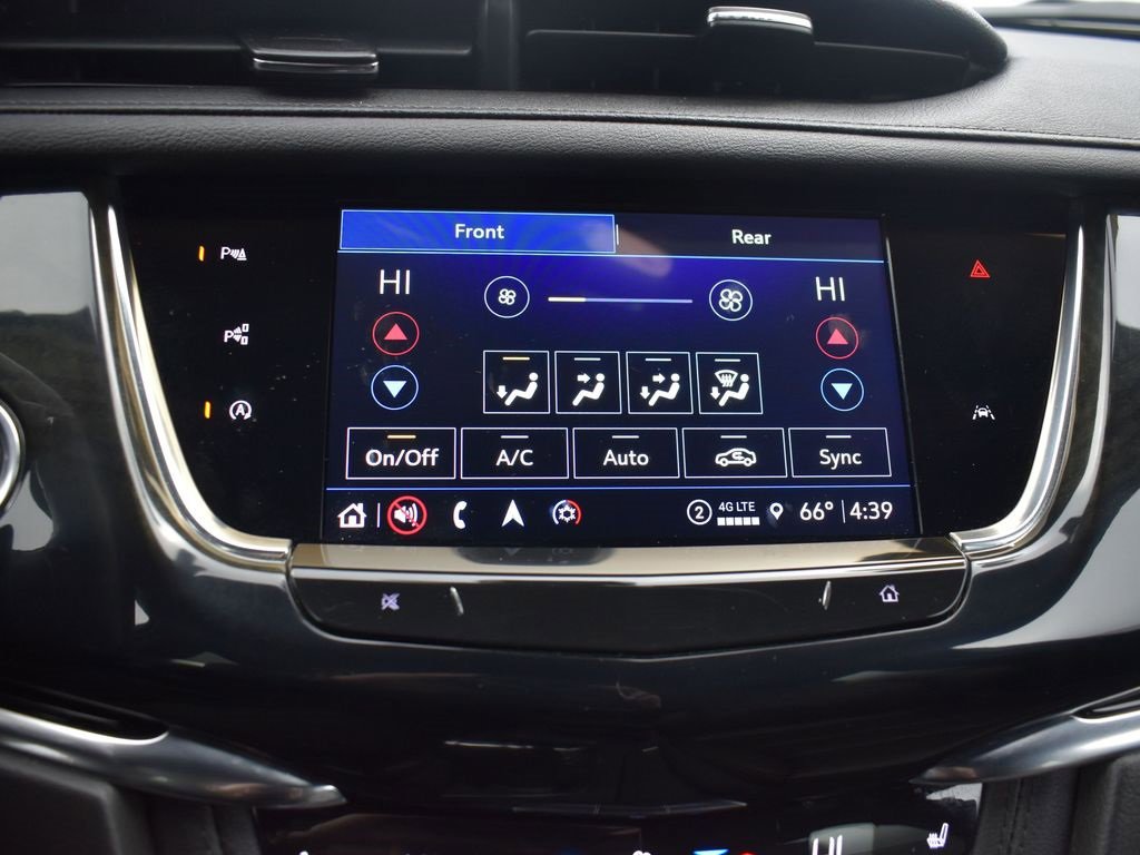 Used 2022 Cadillac XT6 Premium Luxury w/ Technology Package image 19