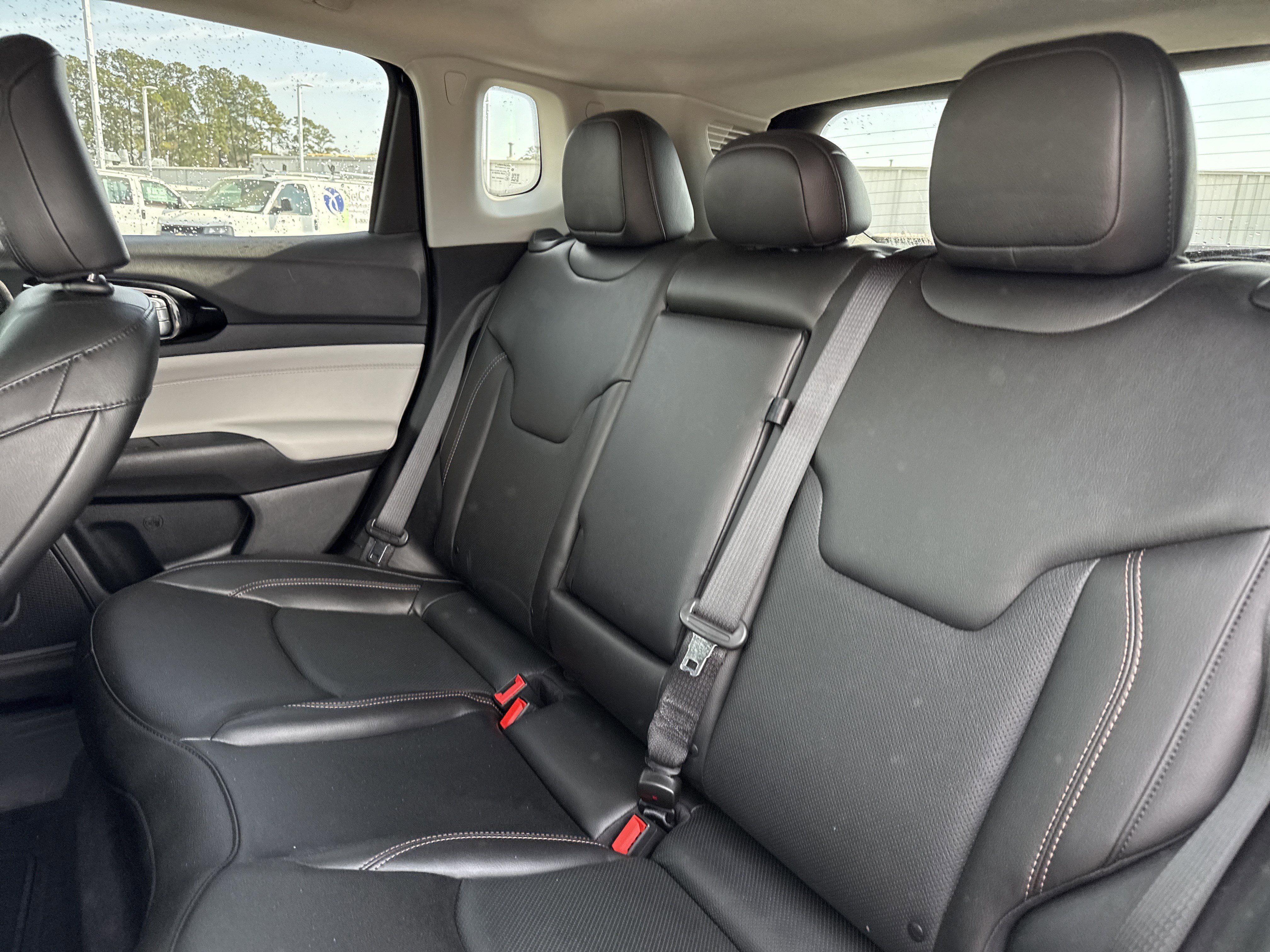 Used 2022 Jeep Compass Limited w/ Sun and Sound Group image 29