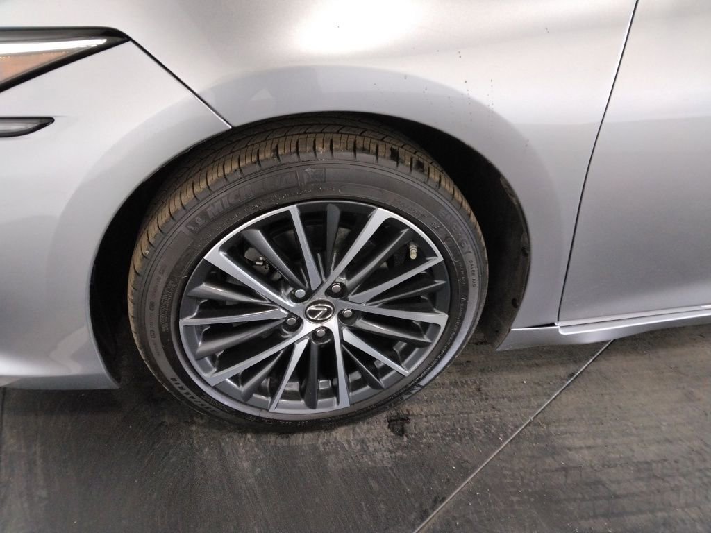 Used 2022 Lexus ES 350 w/ Premium Package image 48