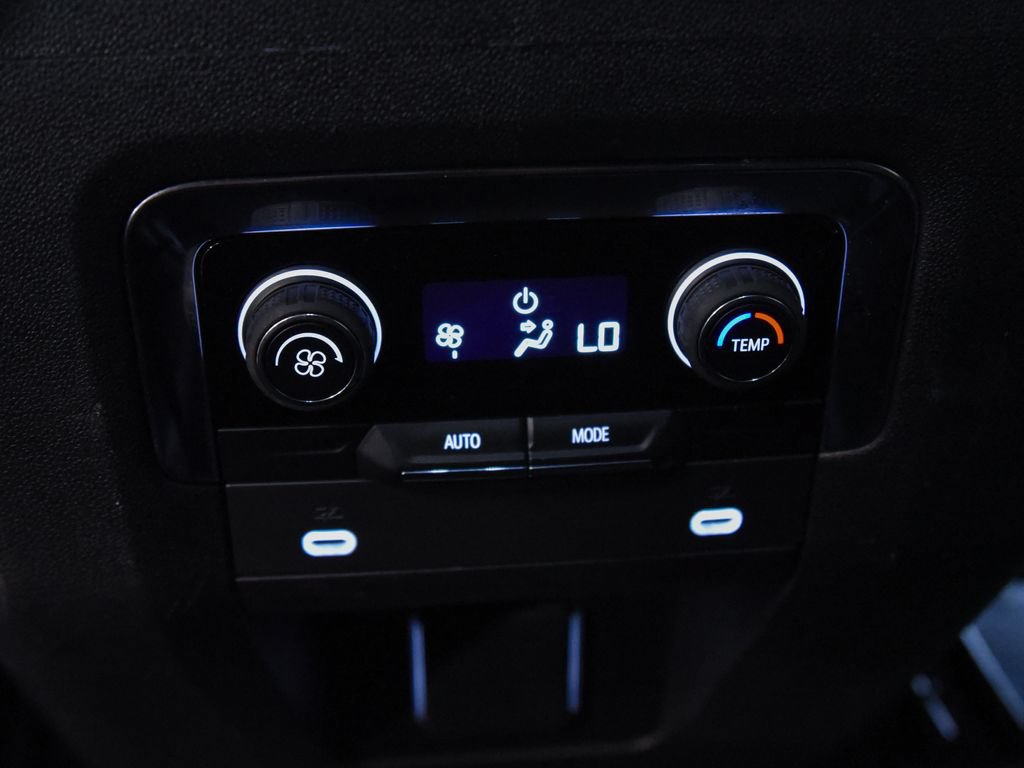 Used 2023 Chevrolet Tahoe LT AWD/4WD image 33