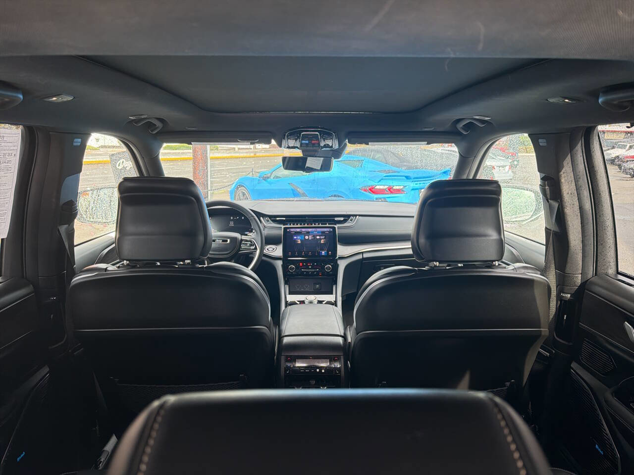 Used 2023 Jeep Grand Cherokee Overland w/ Luxury Tech Group IV image 10