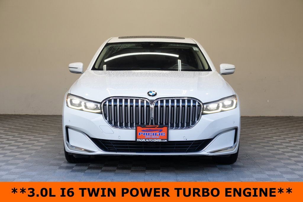 Used 2021 BMW 740i w/ Premium Package RWD image 4