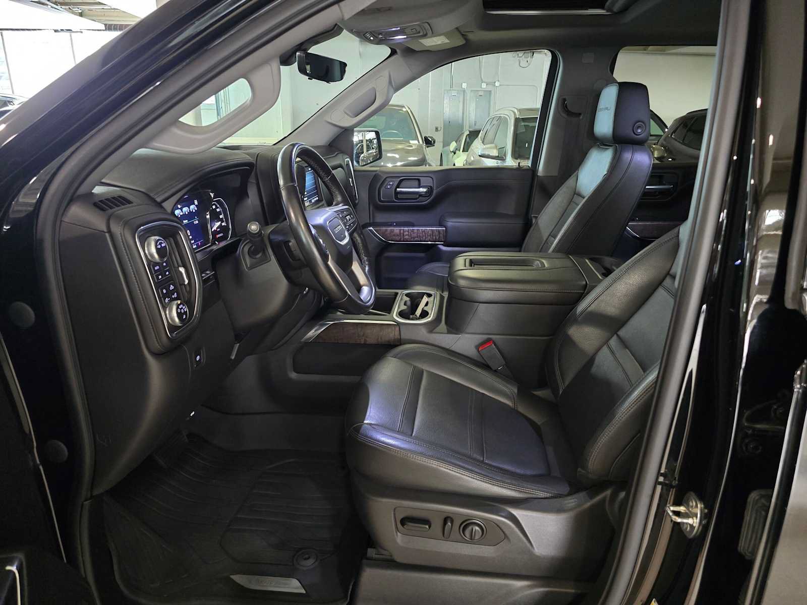 Used 2020 GMC Sierra 1500 Denali w/ Denali Ultimate Package AWD/4WD image 20