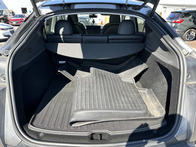 Used 2026 Tesla Model Y AWD image 16