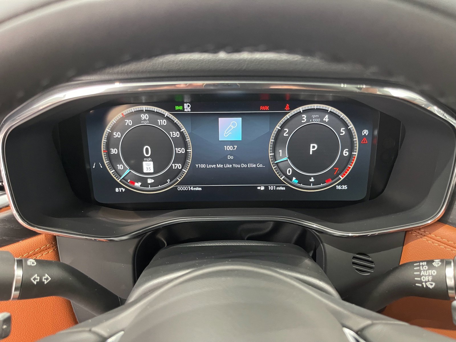 New 2026 Jaguar F-PACE R-Dynamic S image 16