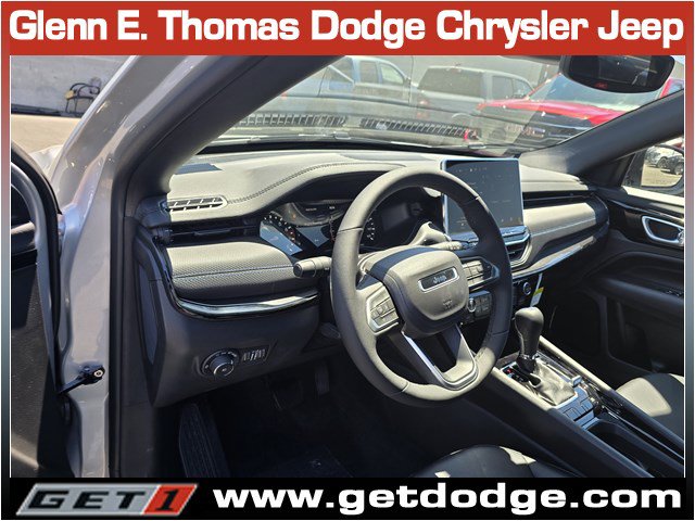New 2026 Jeep Compass Latitude AWD/4WD image 8