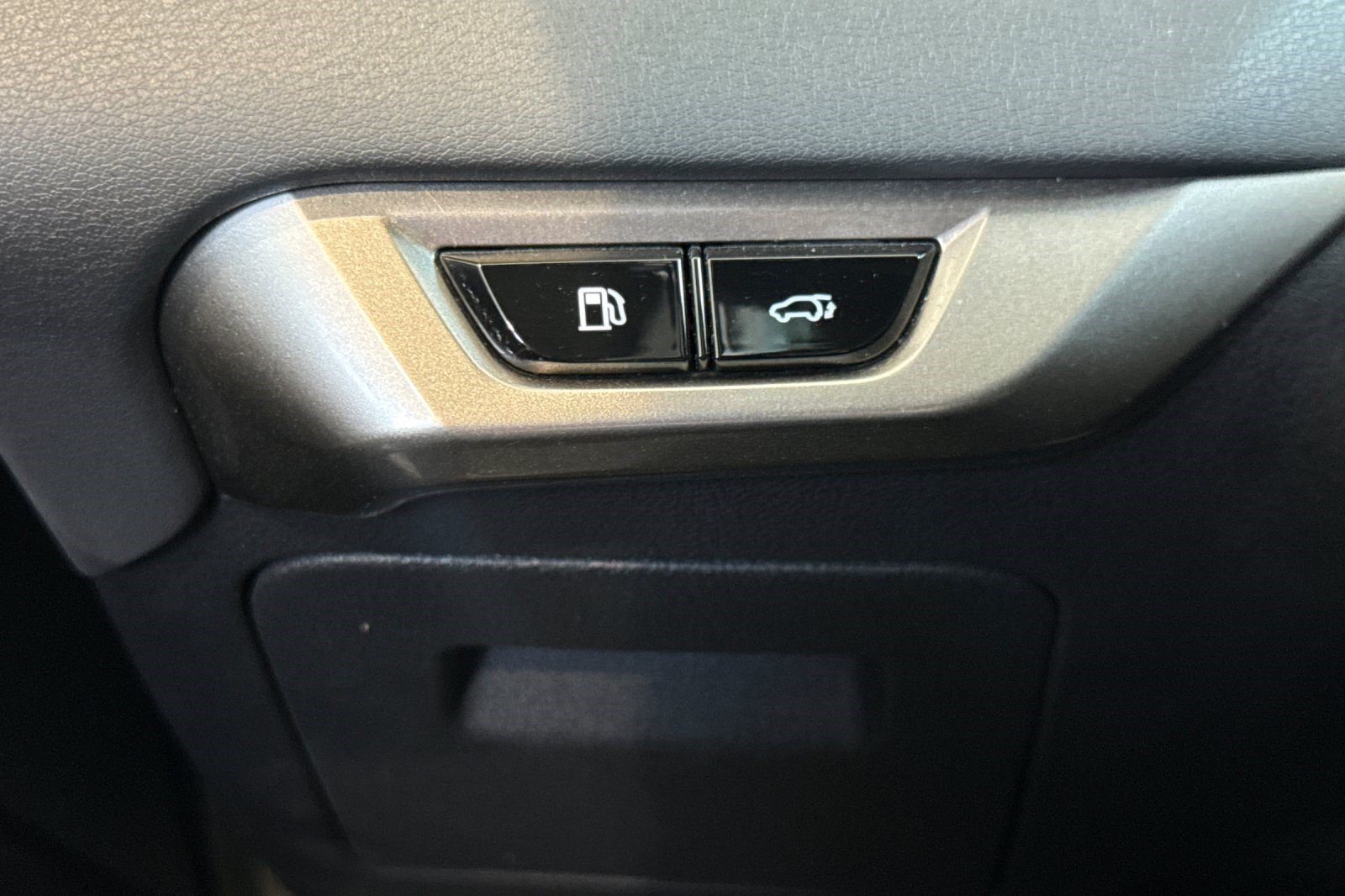 Used 2023 Lexus RX 350 AWD w/ Cold Area Package image 34