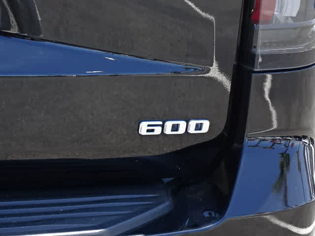 Used 2022 Cadillac Escalade ESV Sport AWD/4WD image 11