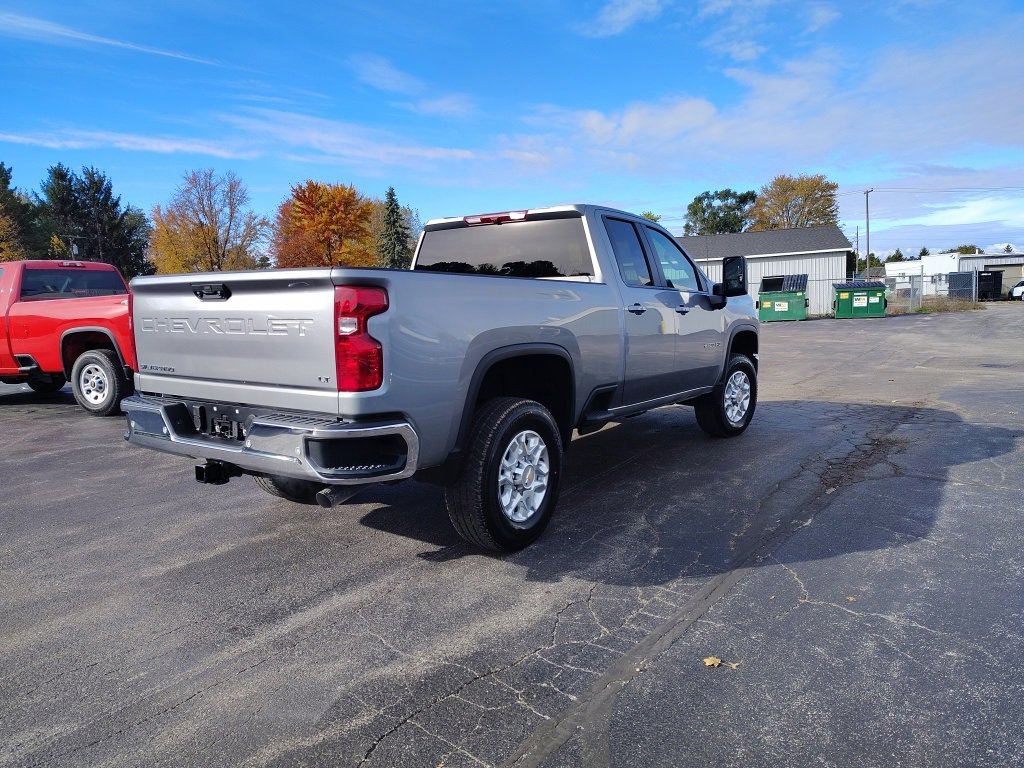 New 2026 Chevrolet Silverado 2500 LT image 3
