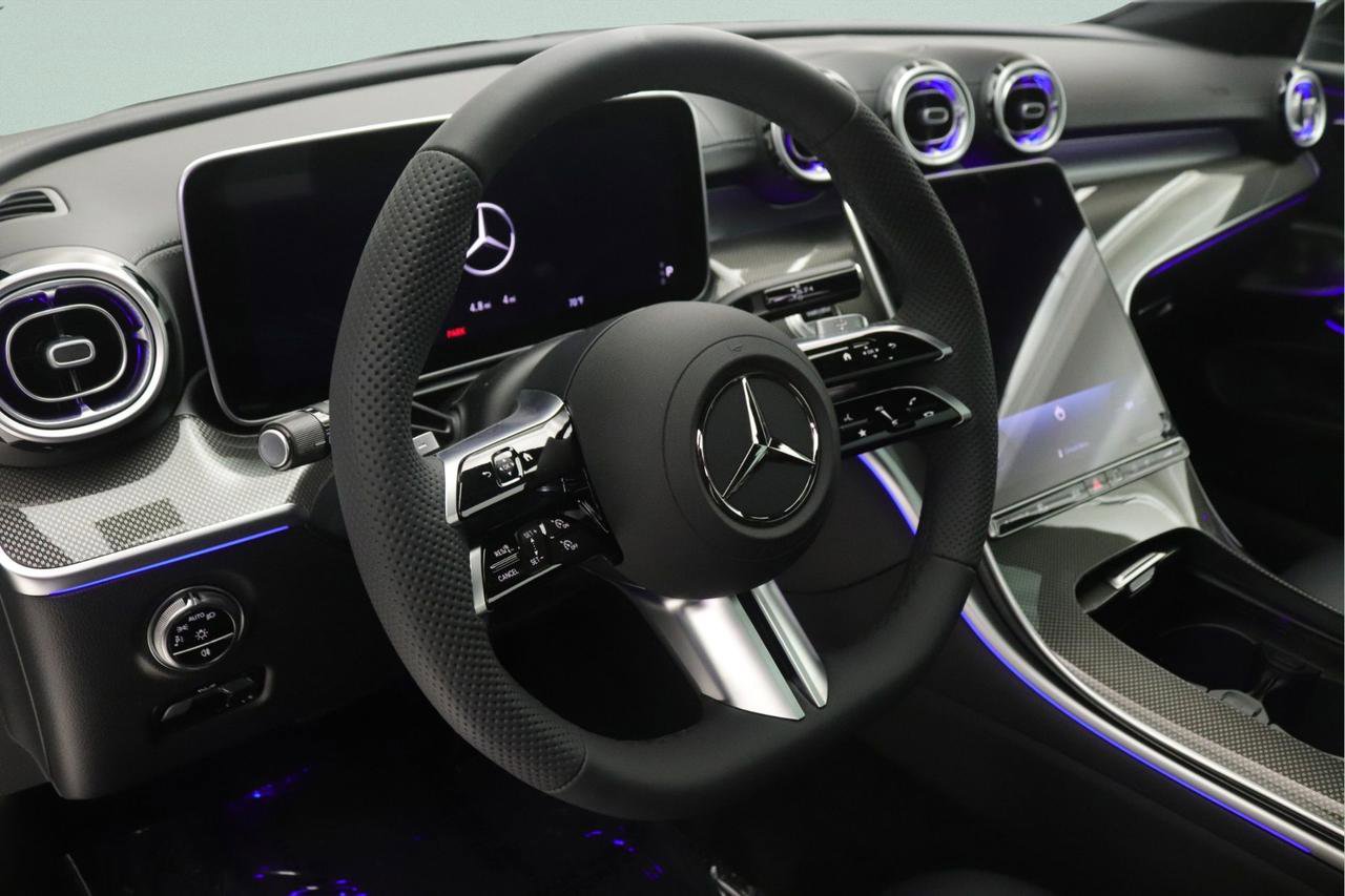 New 2026 Mercedes-Benz CLE 300 4MATIC Coupe image 4