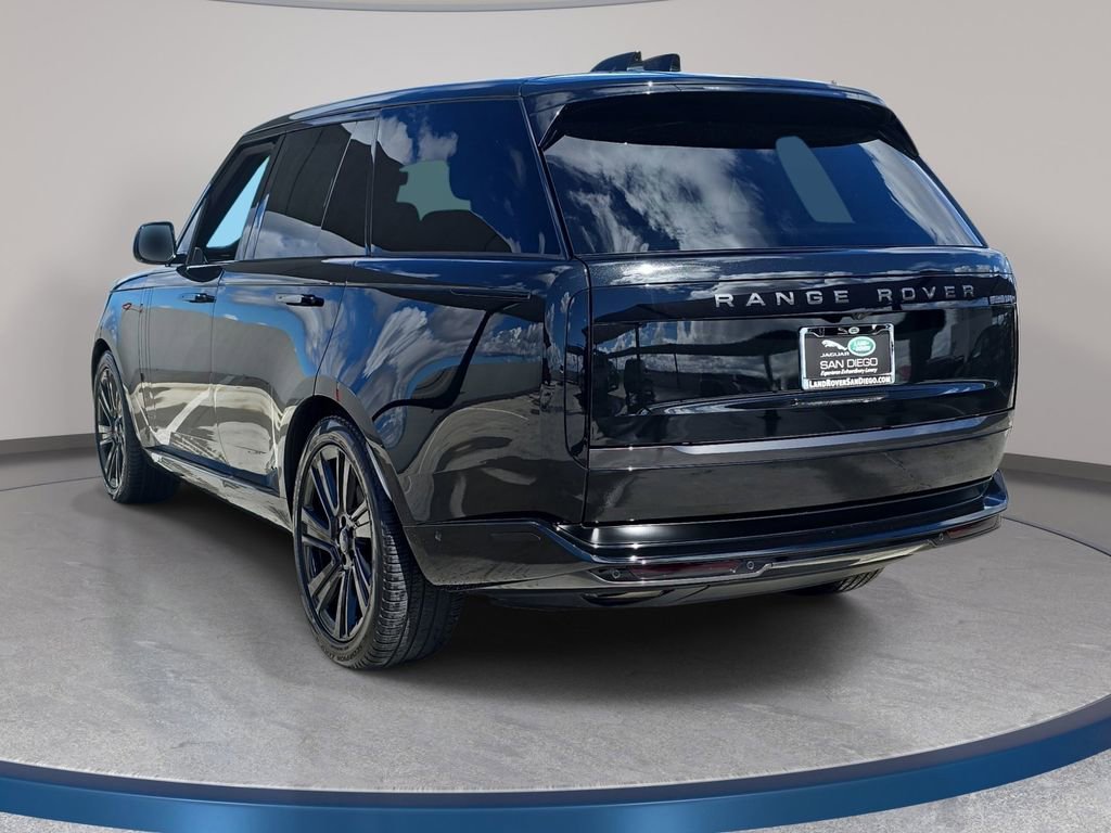 Certified 2023 Land Rover Range Rover SE image 7