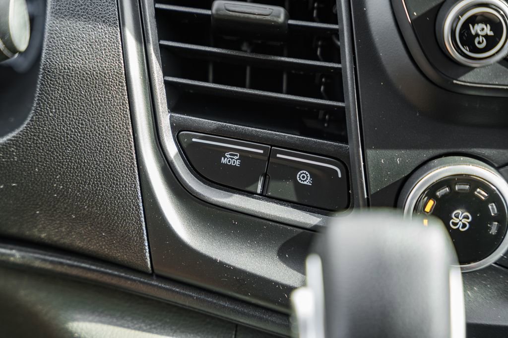 Certified 2023 Ford Transit 250 Low Roof w/ Exterior Upgrade Package image 31