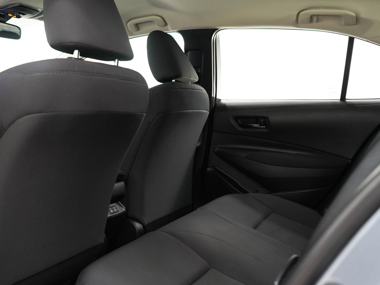Used 2024 Toyota Corolla LE FWD image 15