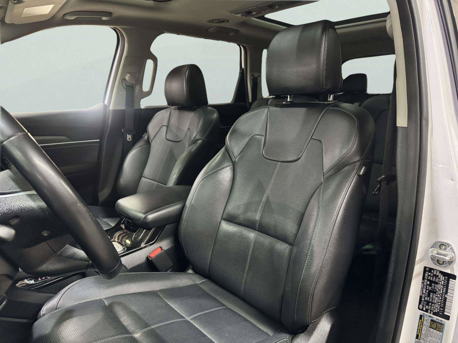Used 2021 Kia Telluride SX w/ Towing Package FWD image 26
