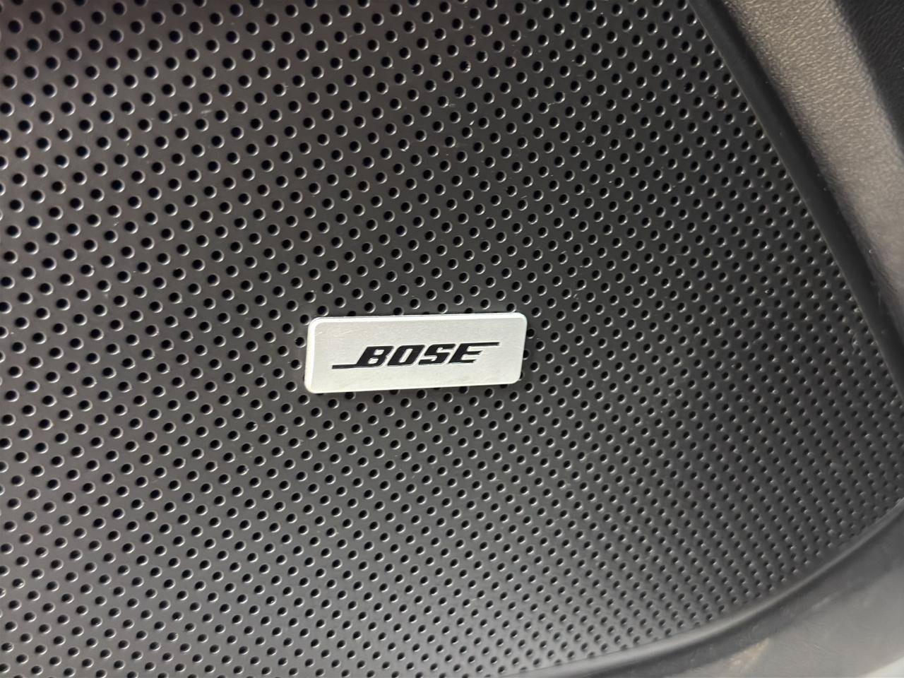 Used 2018 Chevrolet Camaro ZL1 RWD image 15