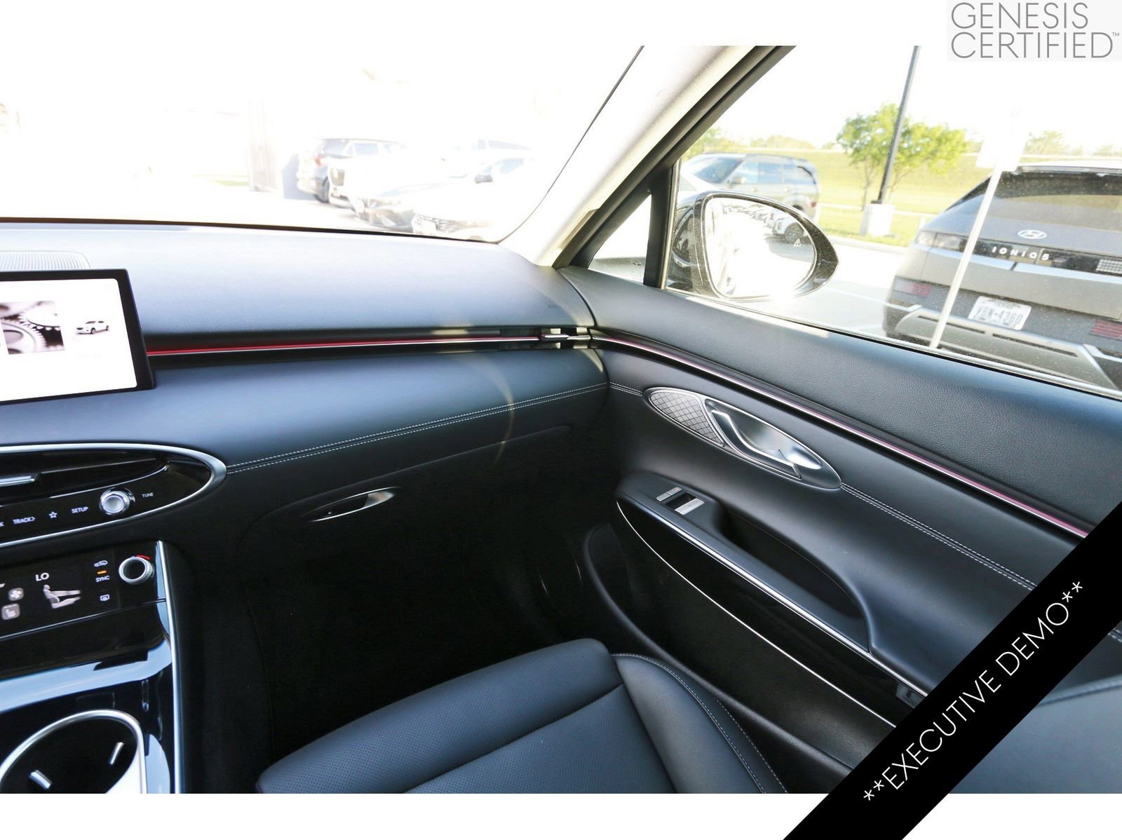 Used 2026 Genesis GV70 2.5T image 13