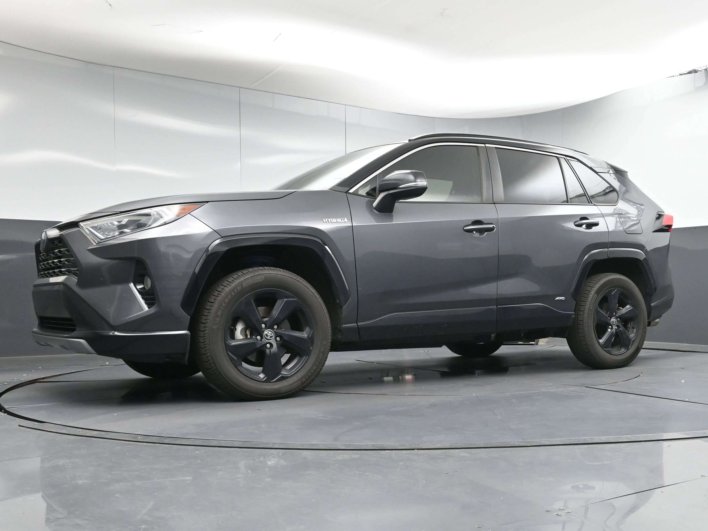 Used 2021 Toyota RAV4 XSE image 23