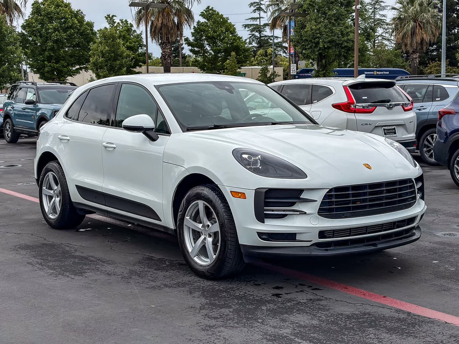 Used 2019 Porsche Macan AWD/4WD image 5