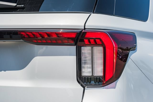 Used 2026 Ford Explorer ST-Line AWD/4WD image 8