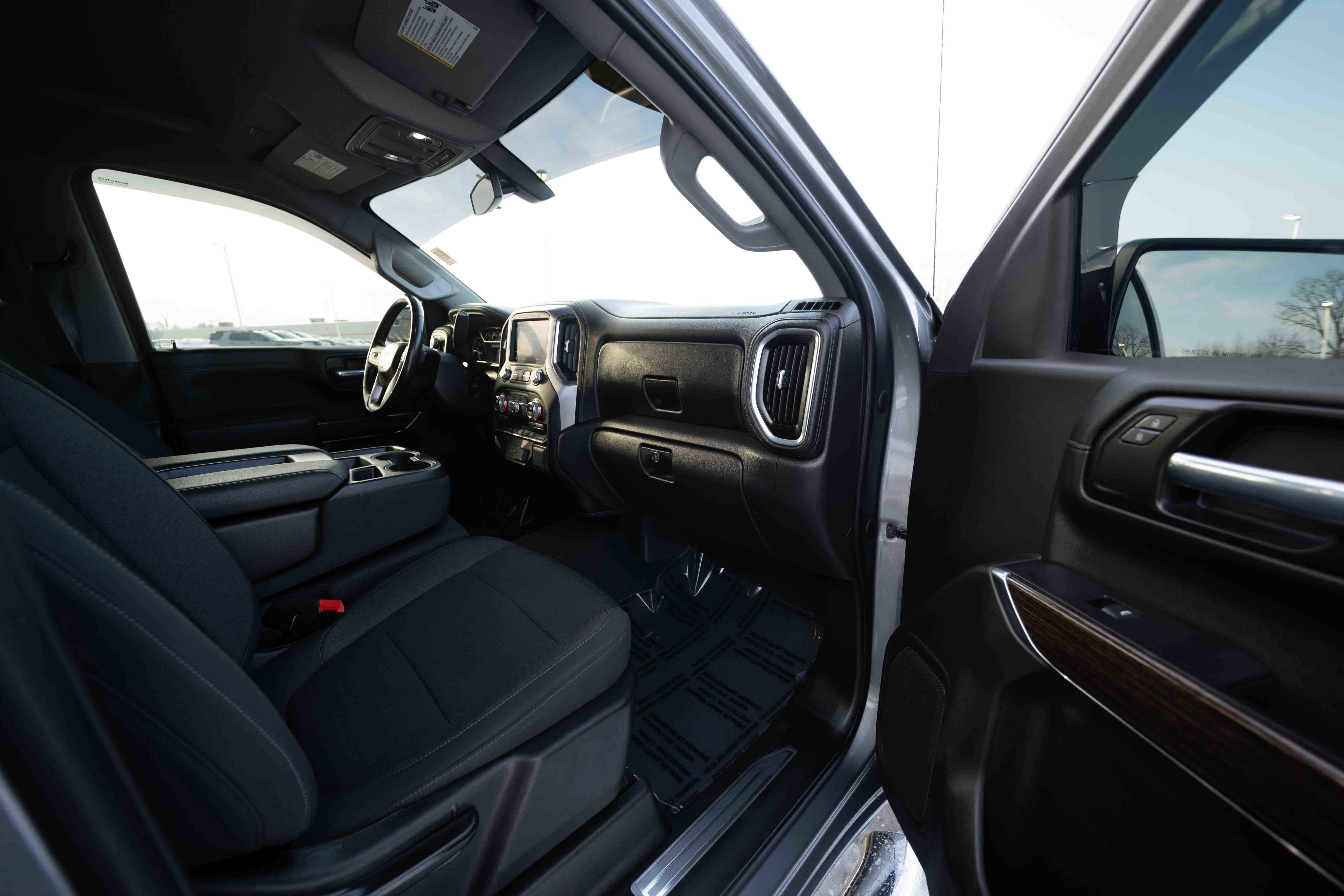 Used 2021 GMC Sierra 1500 SLE image 25