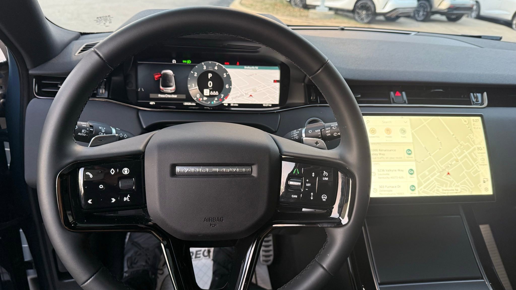 Used 2024 Land Rover Range Rover Evoque Dynamic SE image 46