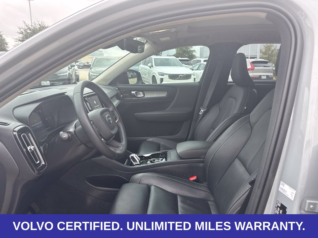 Certified 2024 Volvo XC40 B5 Ultimate w/ Protection Package Premier AWD/4WD image 23