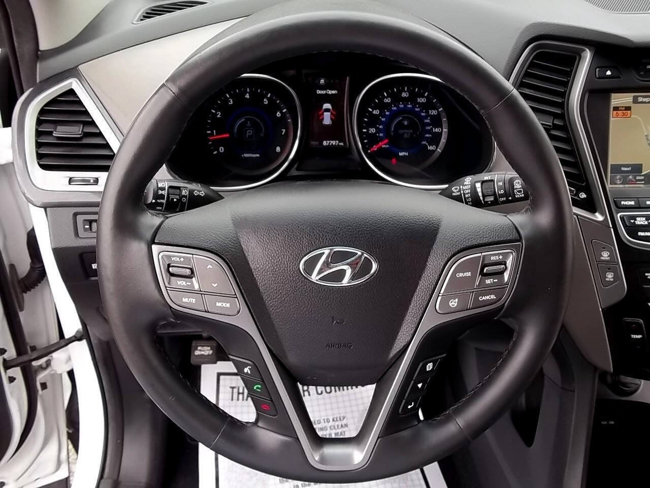 Used 2013 Hyundai Santa Fe Sport w/ Technology Pkg FWD image 20