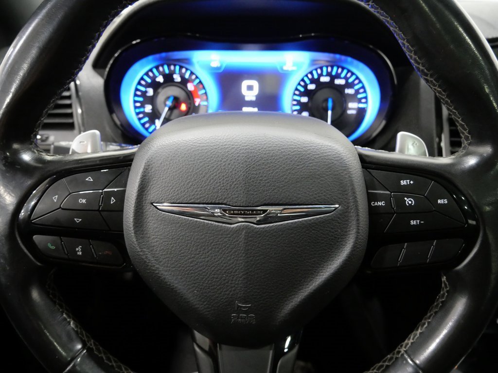 Used 2020 Chrysler 300 S image 17