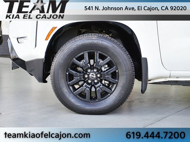 Used 2023 Nissan Frontier SV w/ Midnight Edition Package image 7