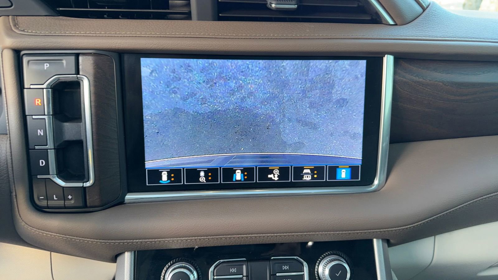 Used 2021 GMC Yukon XL Denali w/ Denali Ultimate Package image 23