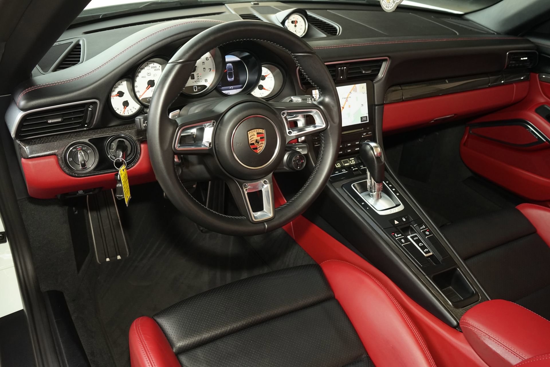 Used 2018 Porsche 911 Turbo S image 11