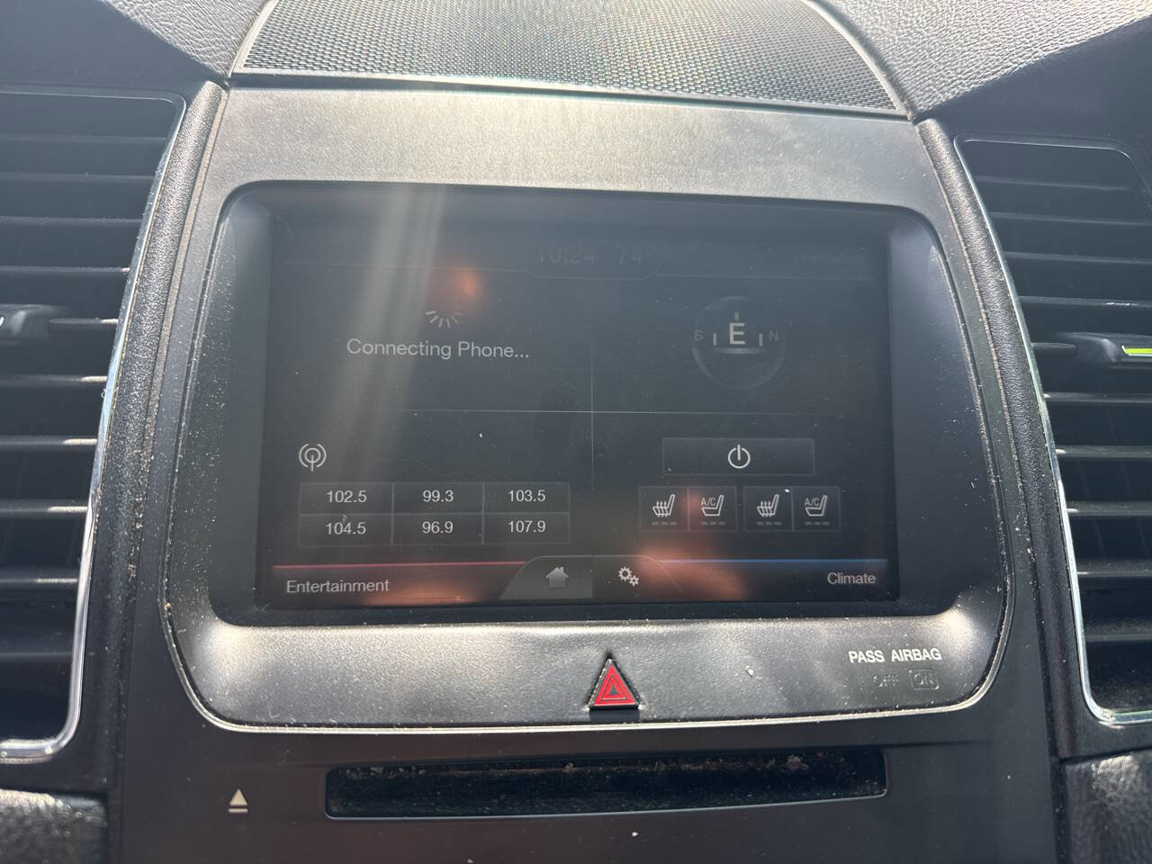 Used 2014 Ford Taurus Limited FWD image 15