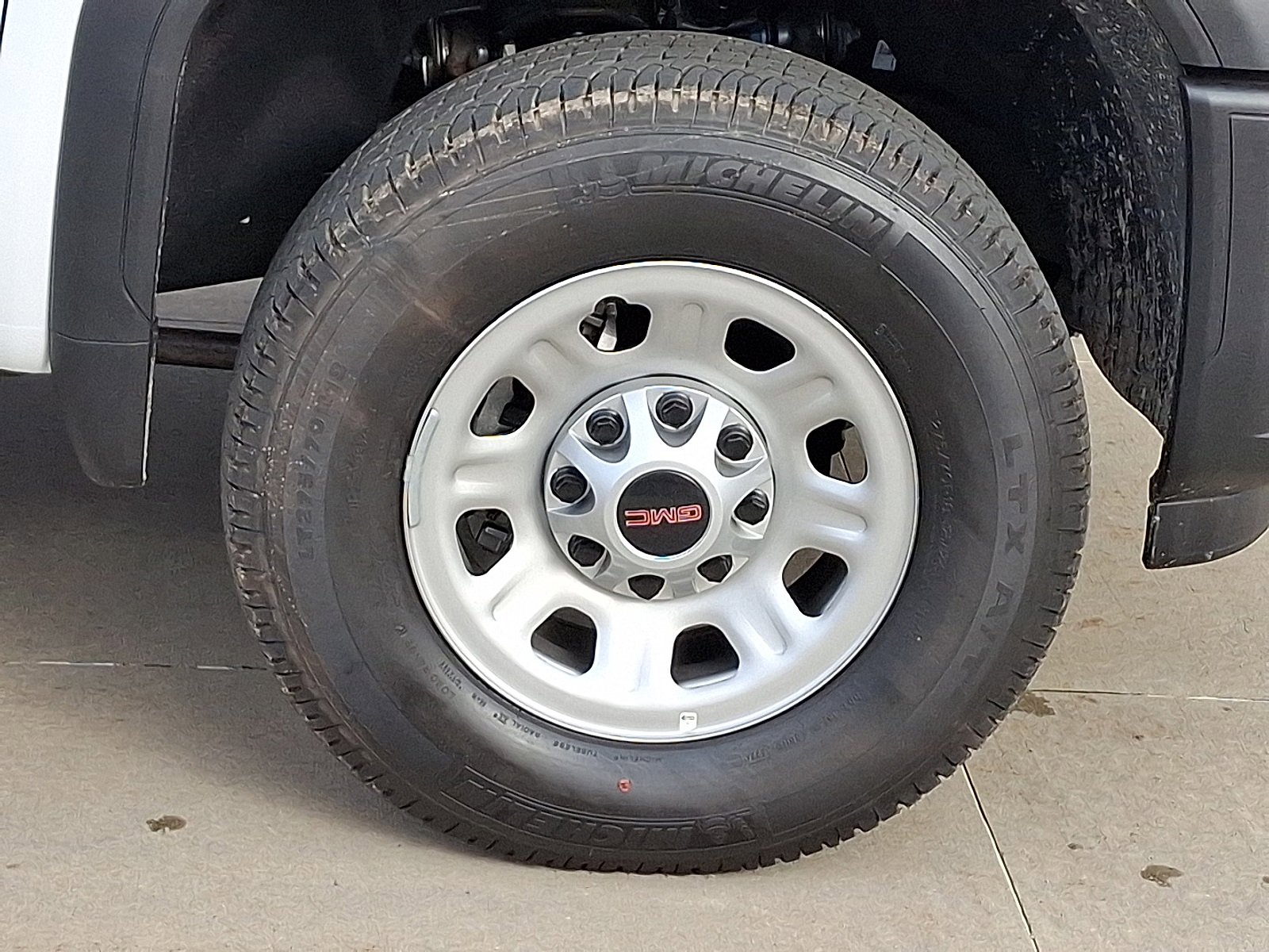 New 2025 GMC Sierra 3500 Pro w/ Convenience Package image 8