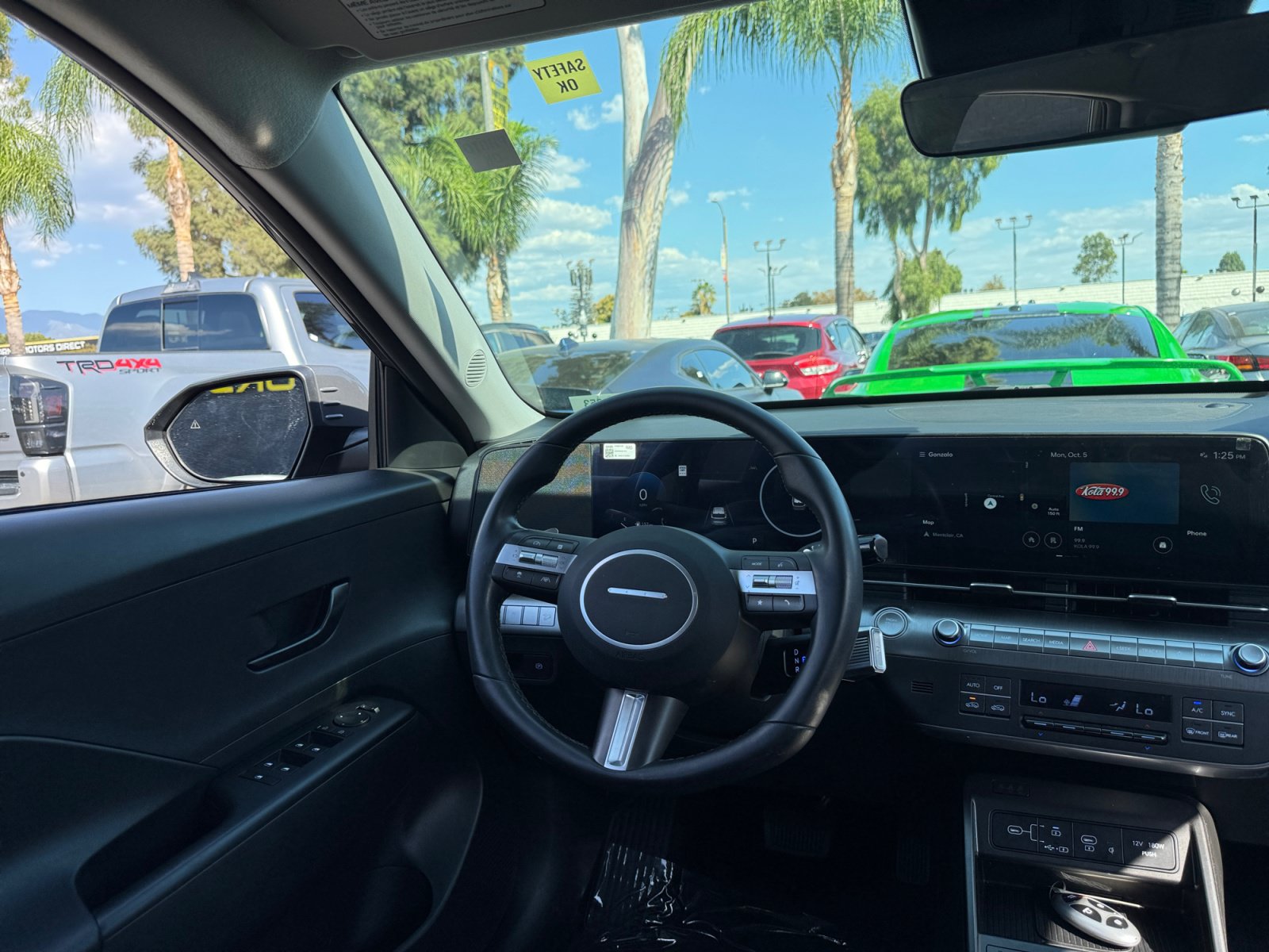 Used 2025 Hyundai Kona SEL FWD image 19