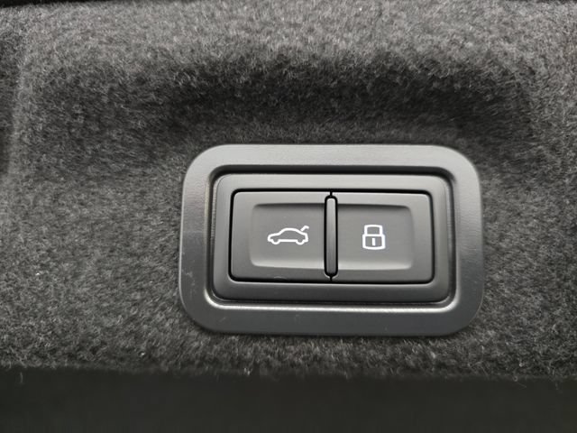 New 2026 Audi A6 Premium Plus AWD/4WD image 35