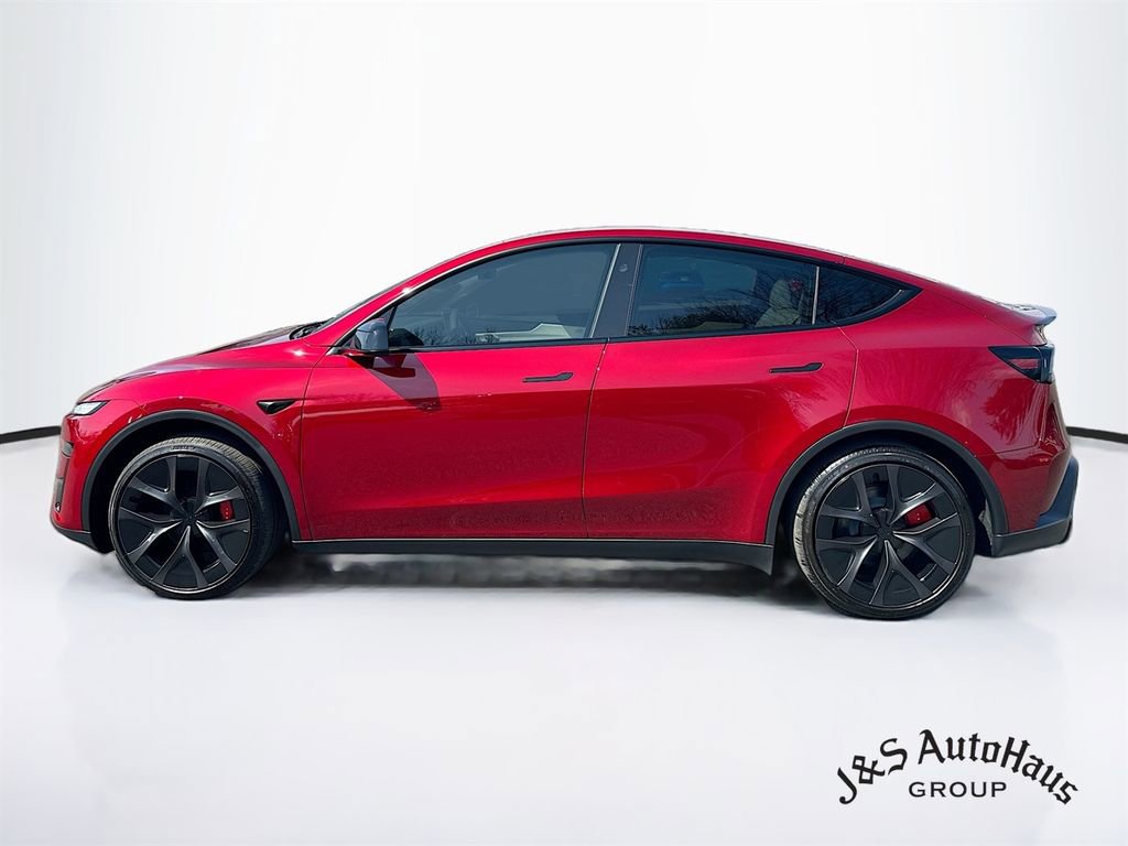 Used 2026 Tesla Model Y Performance image 4