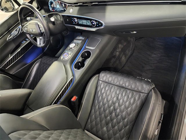 Used 2023 Genesis GV70 3.5T Sport w/ Sport Prestige Package image 28