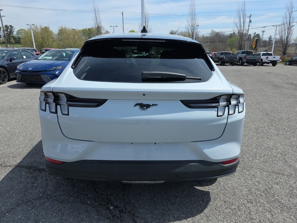 Used 2023 Ford Mustang Mach-E Select image 5