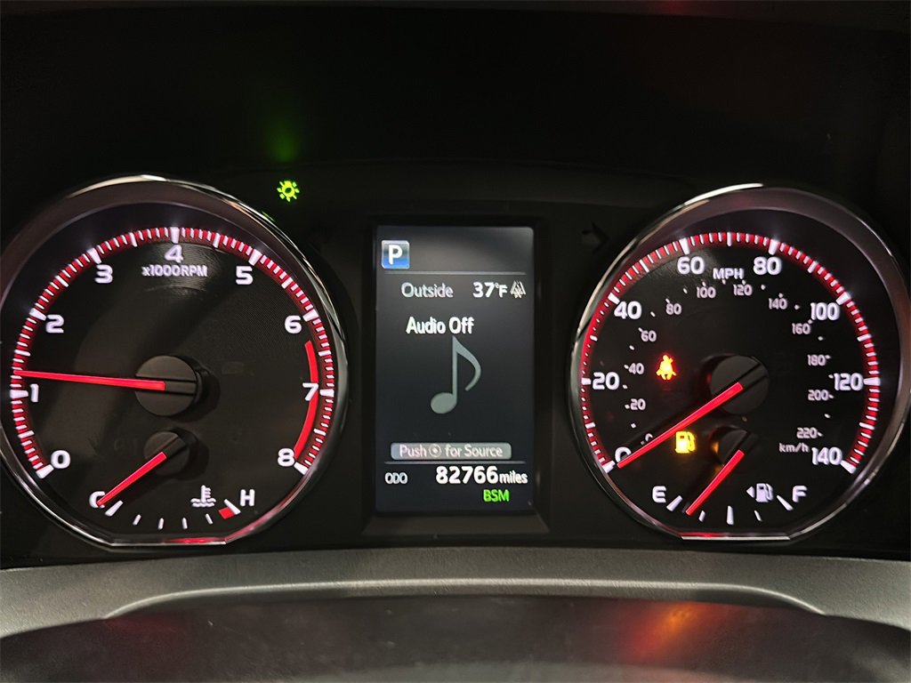 Used 2016 Toyota RAV4 SE image 24