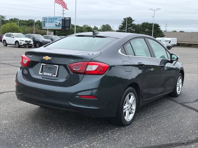 Used 2018 Chevrolet Cruze LT w/ LT Fleet Convenience Package FWD image 2