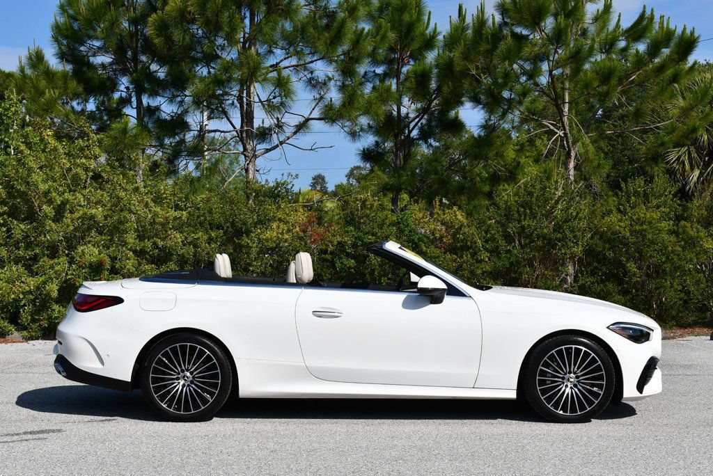 Used 2024 Mercedes-Benz CLE 450 4MATIC Cabriolet image 44