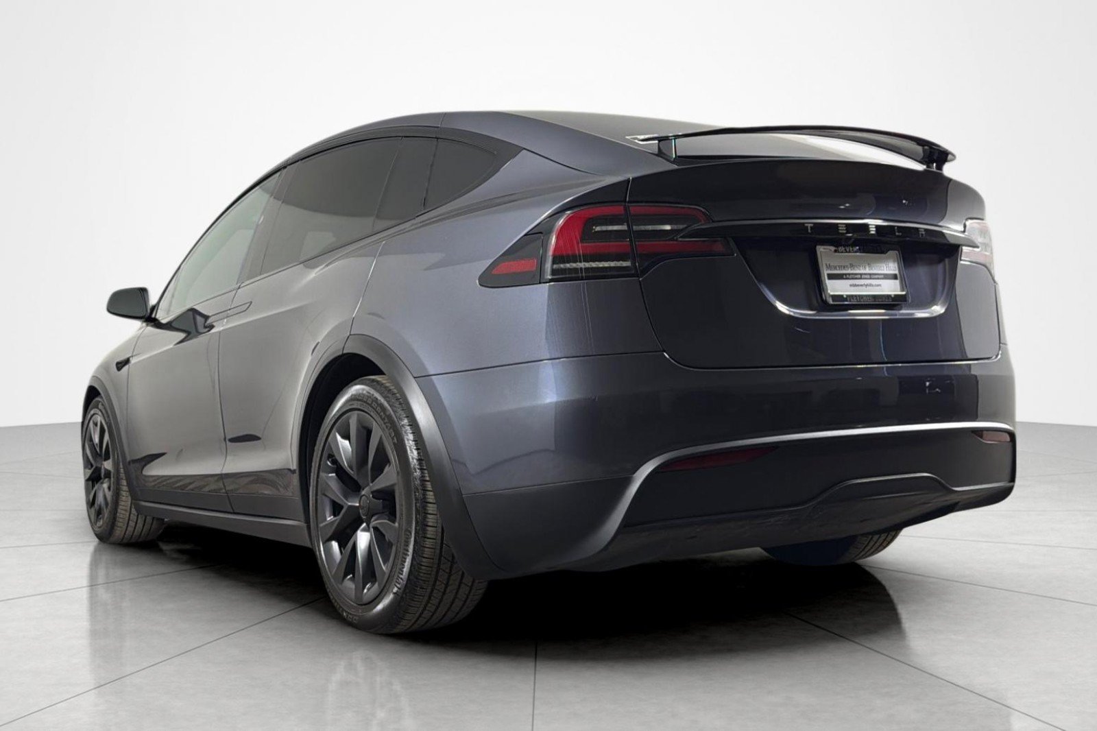 Used 2023 Tesla Model X AWD/4WD image 3