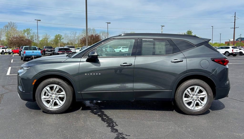 Used 2019 Chevrolet Blazer LT image 2