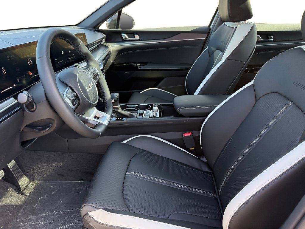 New 2027 Kia K5 GT-Line w/ GT-Line Premium Package AWD/4WD image 9