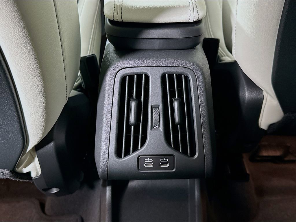 New 2026 BMW X1 xDrive28i w/ Technology Package image 18