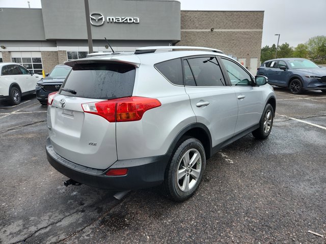 Used 2015 Toyota RAV4 XLE FWD image 5