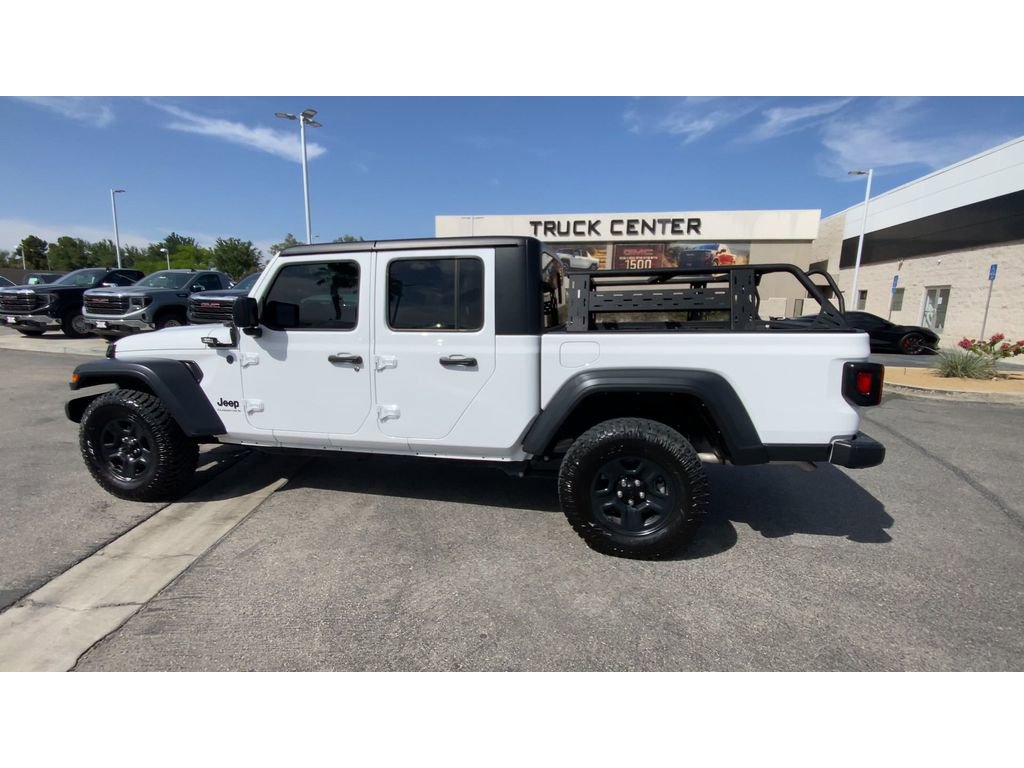 Used 2024 Jeep Gladiator Sport image 5