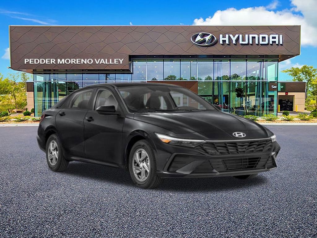 New 2026 Hyundai Elantra SE image 6
