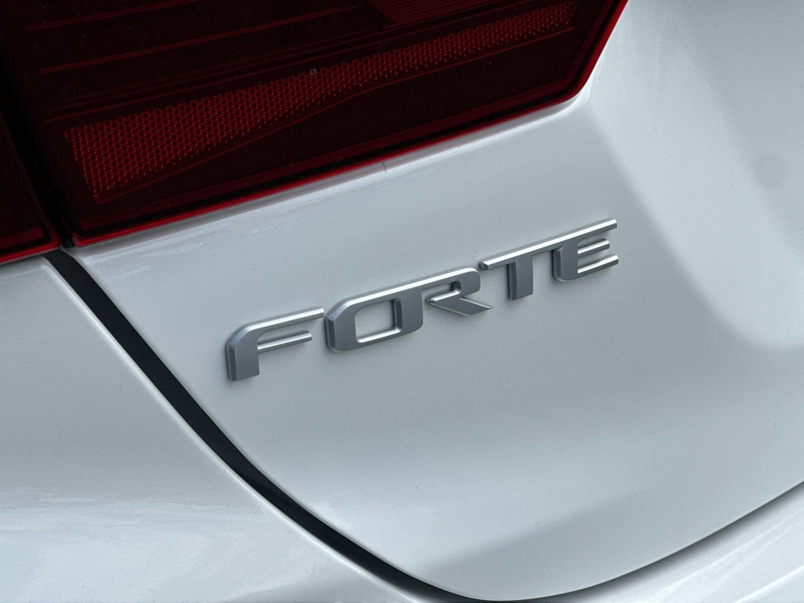 Used 2024 Kia Forte LXS w/ LXS Technology Package FWD image 25